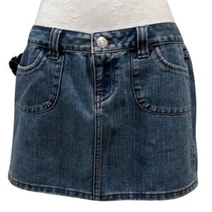 Gently pre-loved Jean mini skirt!